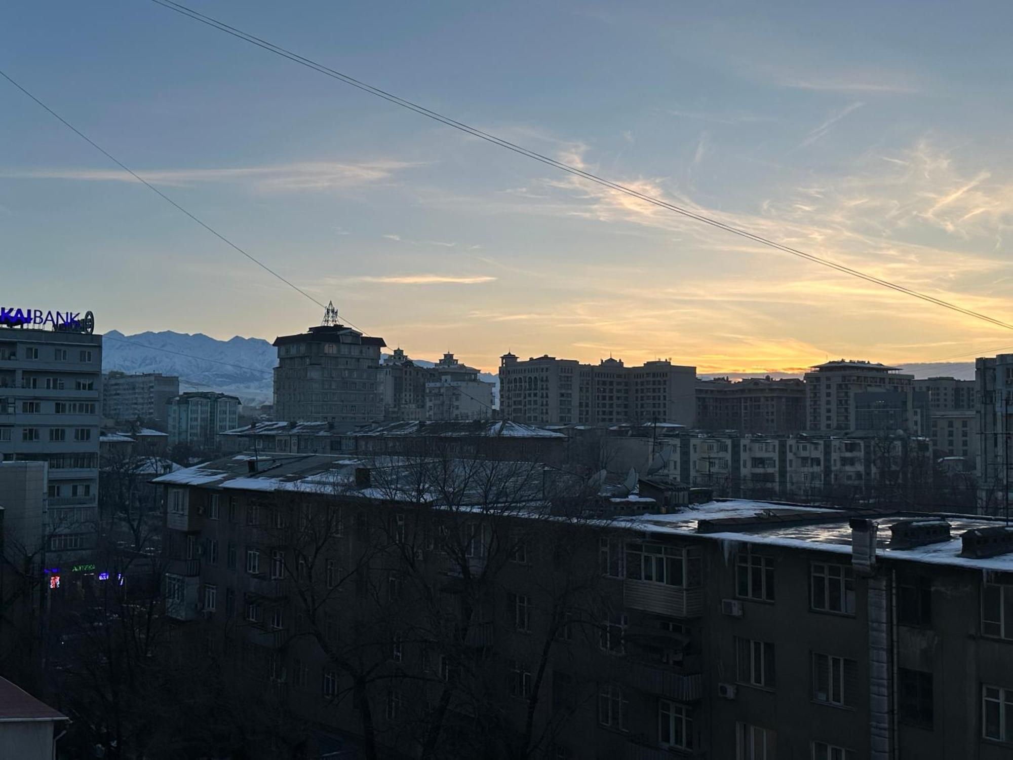 1-Room Apart. 21 On Usenbaeva 52 Near Eurasia Shopping Center Бішкек Екстер'єр фото